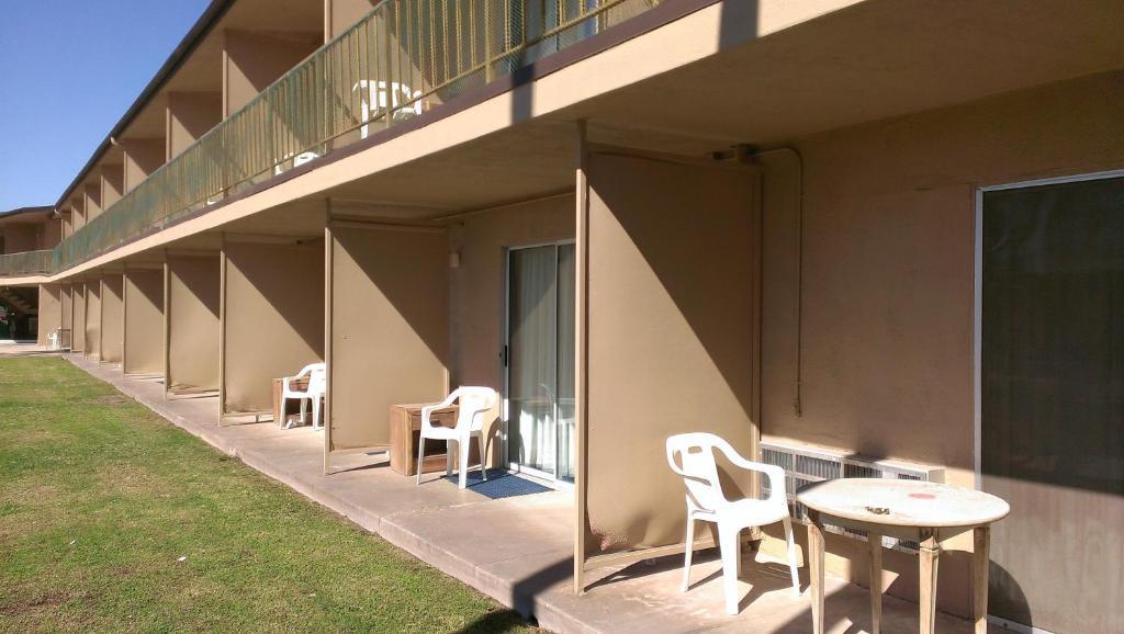 Royal Motor Inn 优马 外观 照片